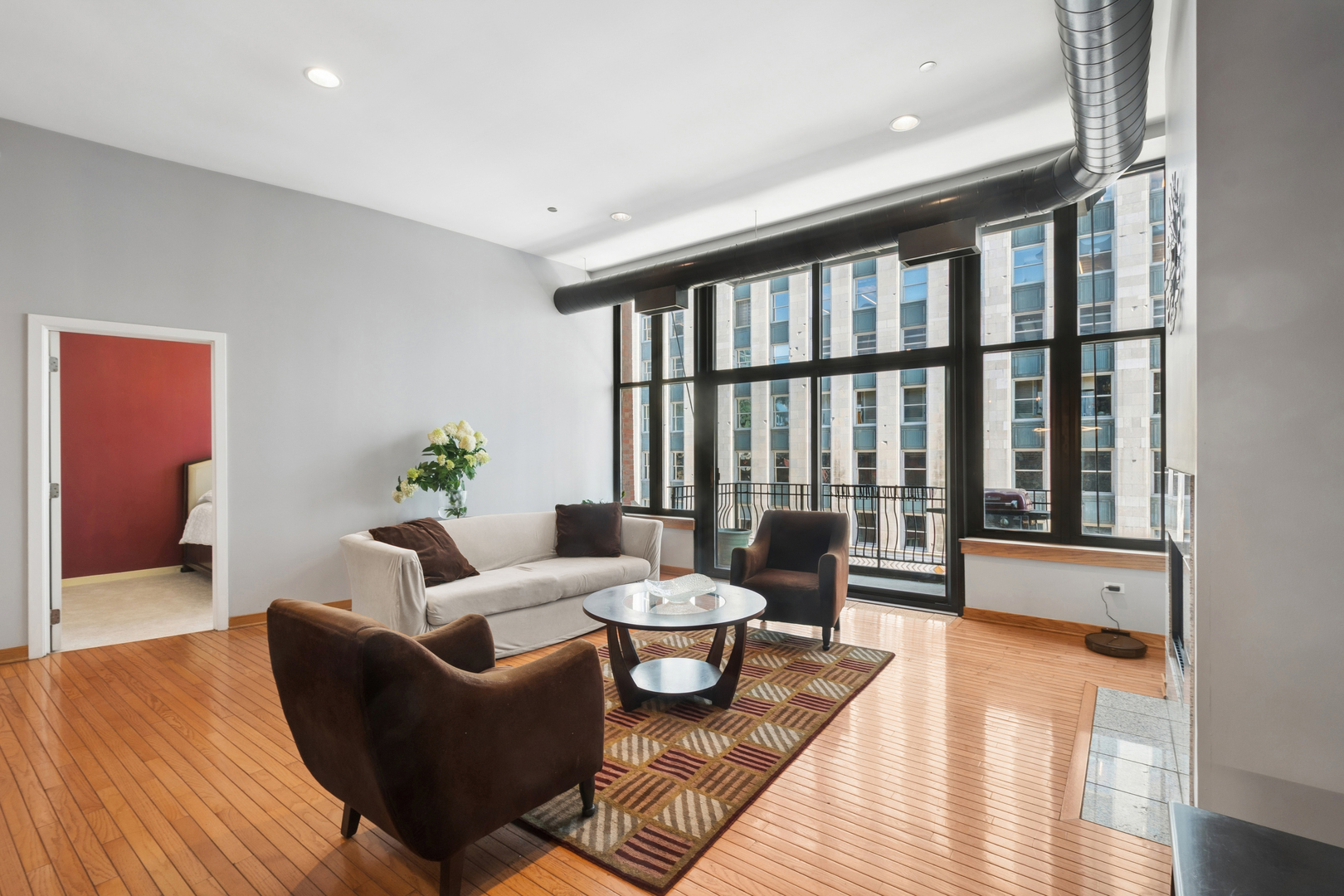 333 W HUBBARD Street Unit: 709