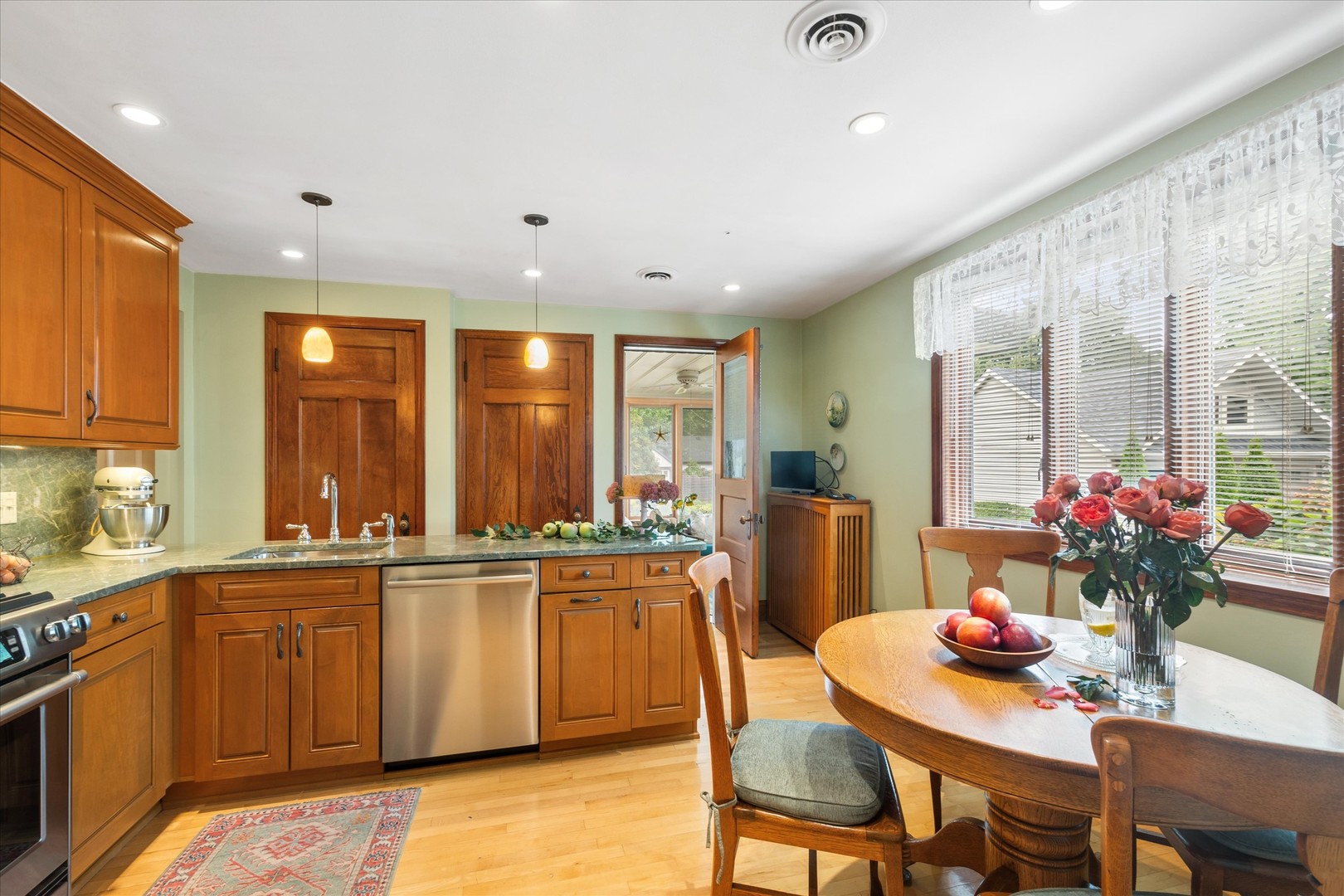 310 N Delaplaine Road