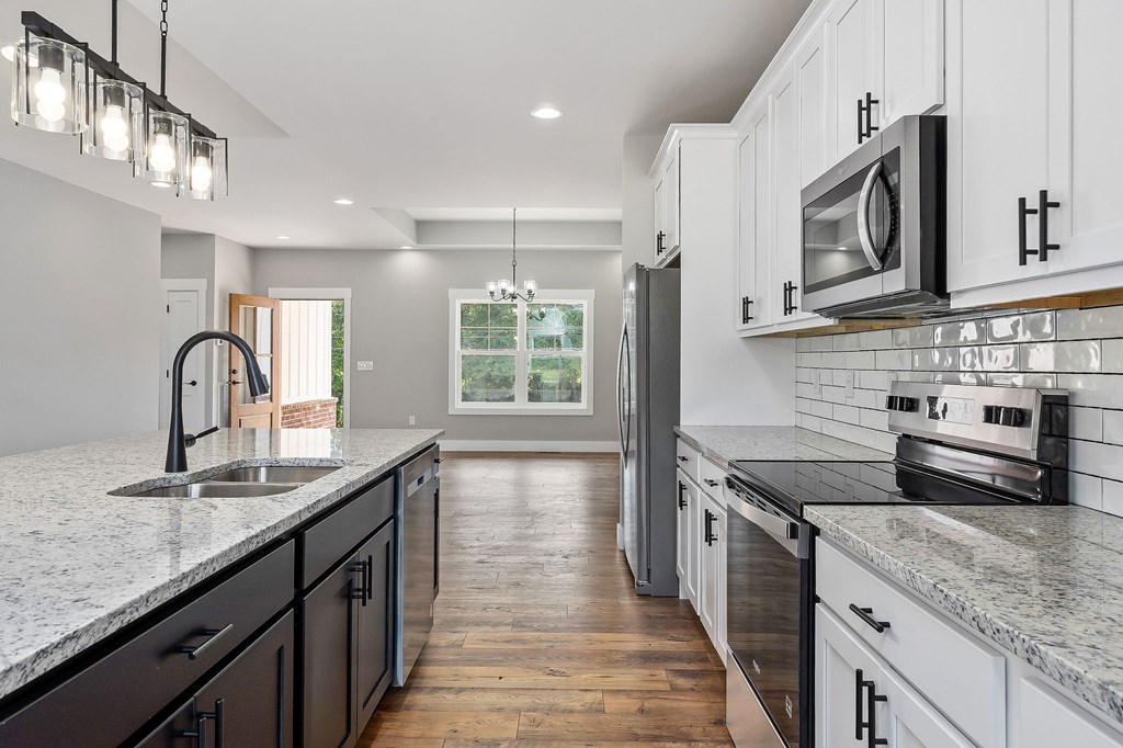 115 Friendship Dr