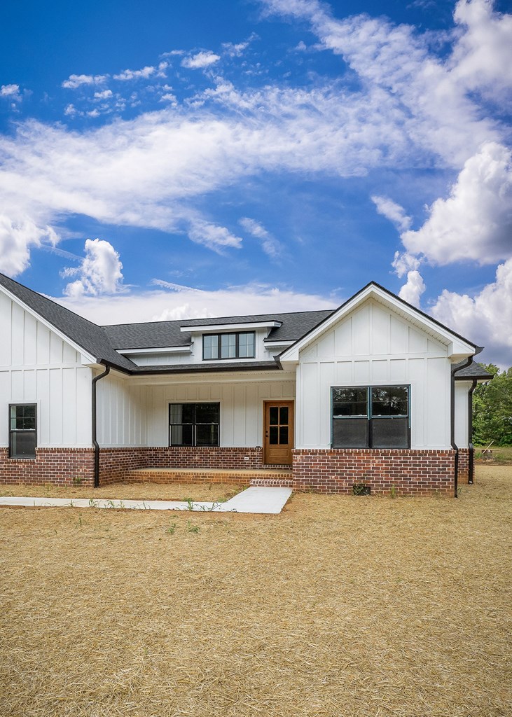 115 Friendship Dr