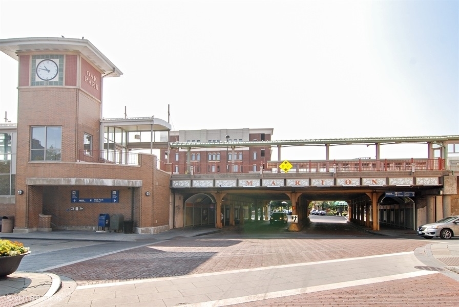 1033 Ontario Street Unit: 3BN