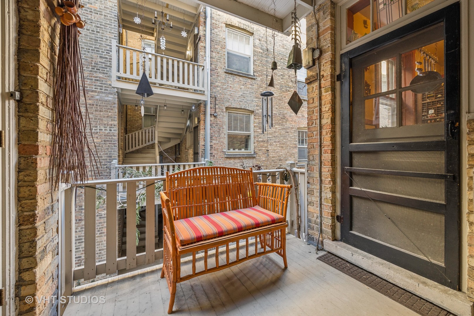 218 N Oak Park Avenue Unit: 1Y
