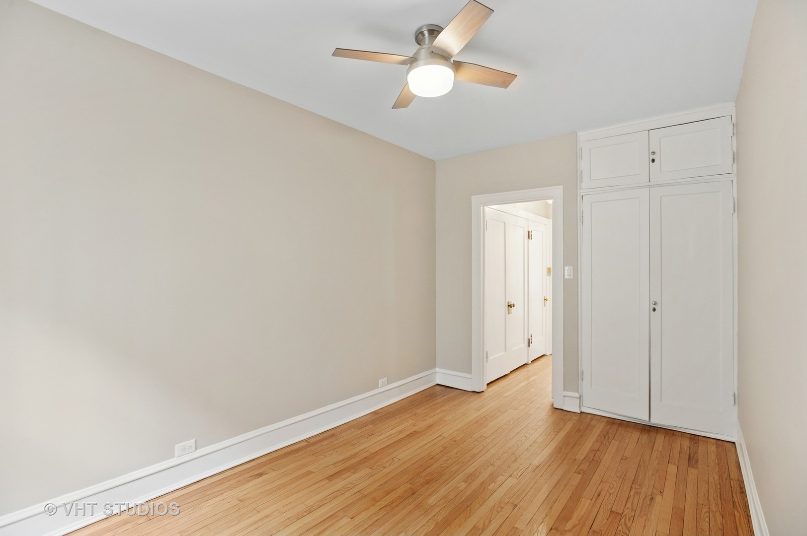 550 W Brompton Avenue Unit: 1S