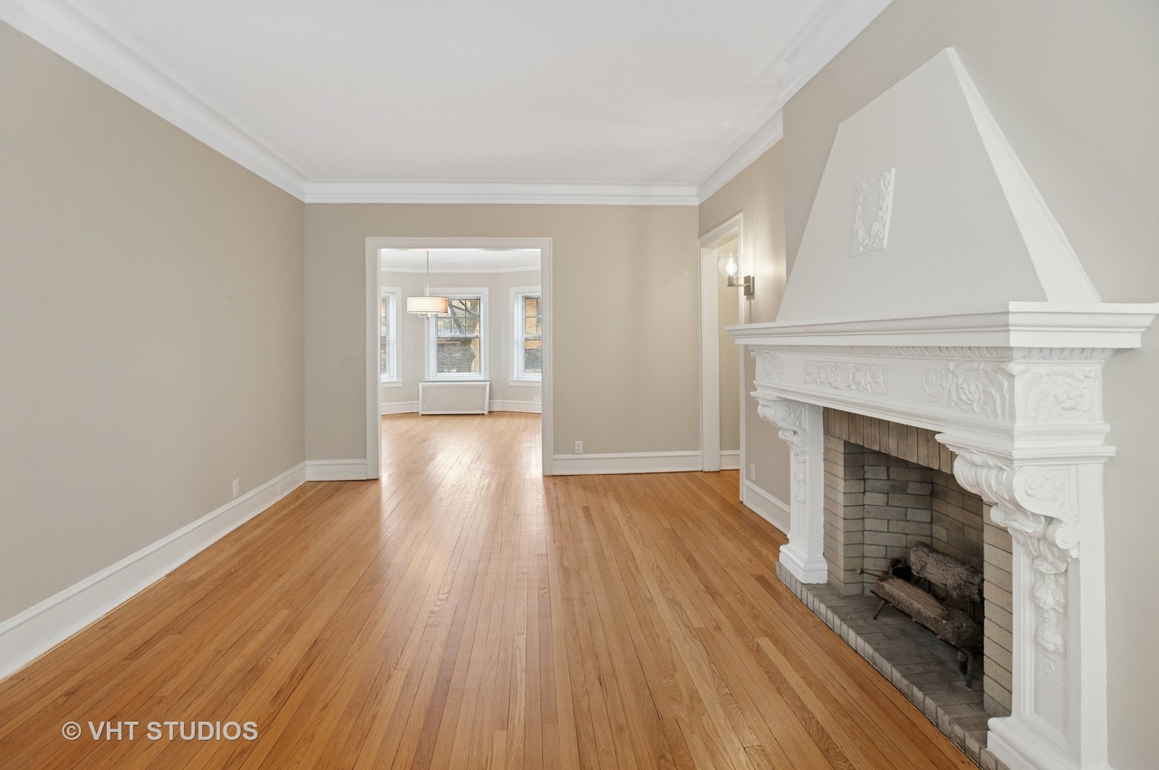 550 W Brompton Avenue Unit: 1S