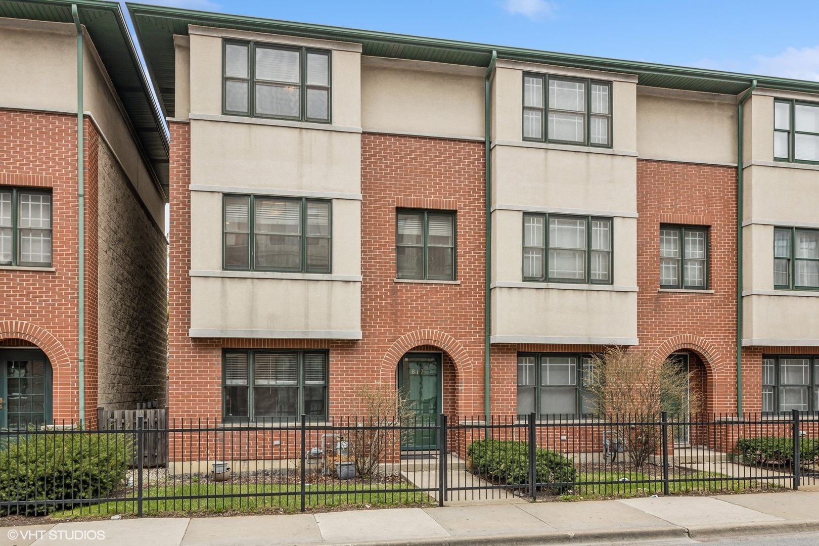 817 N Harlem Avenue