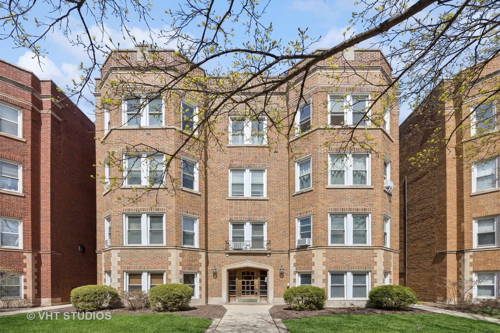 7348 Lake Street Unit: 3