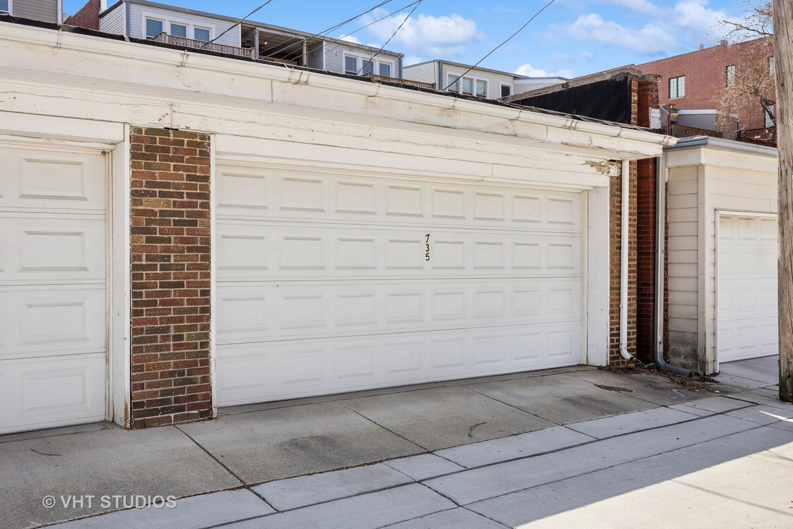 7348 Lake Street Unit: 3
