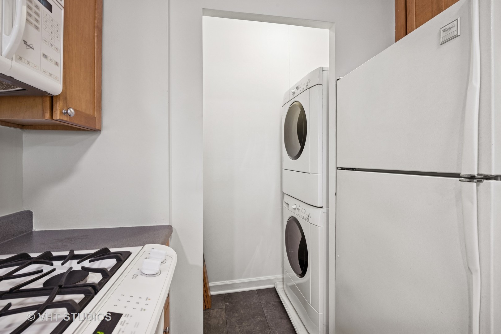 7348 Lake Street Unit: 3