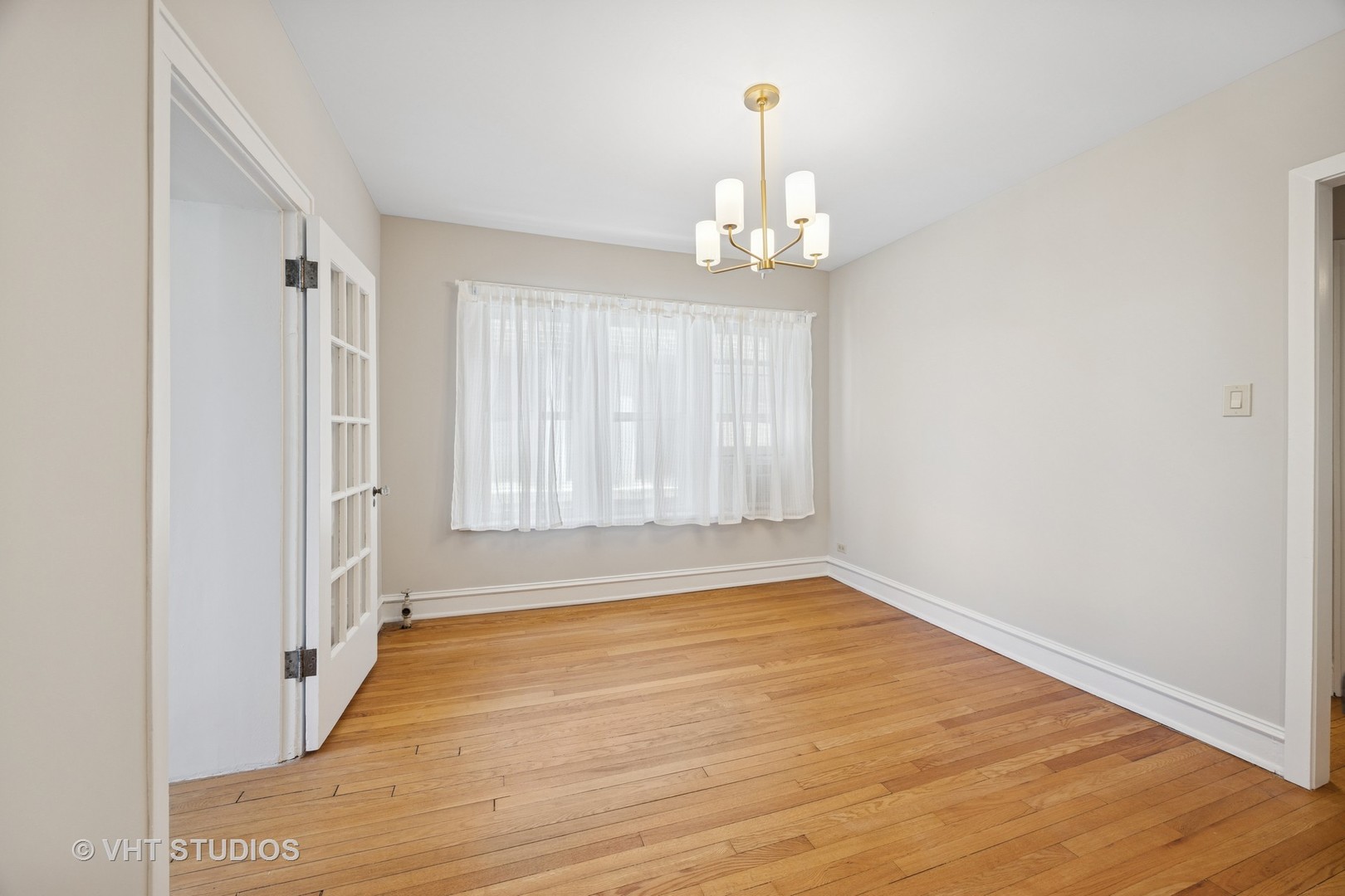 7348 Lake Street Unit: 3