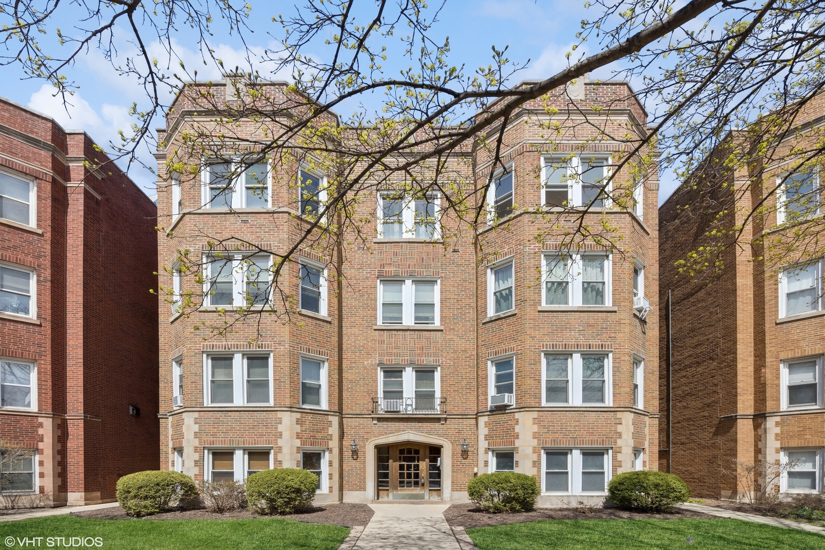 7348 Lake Street Unit: 3