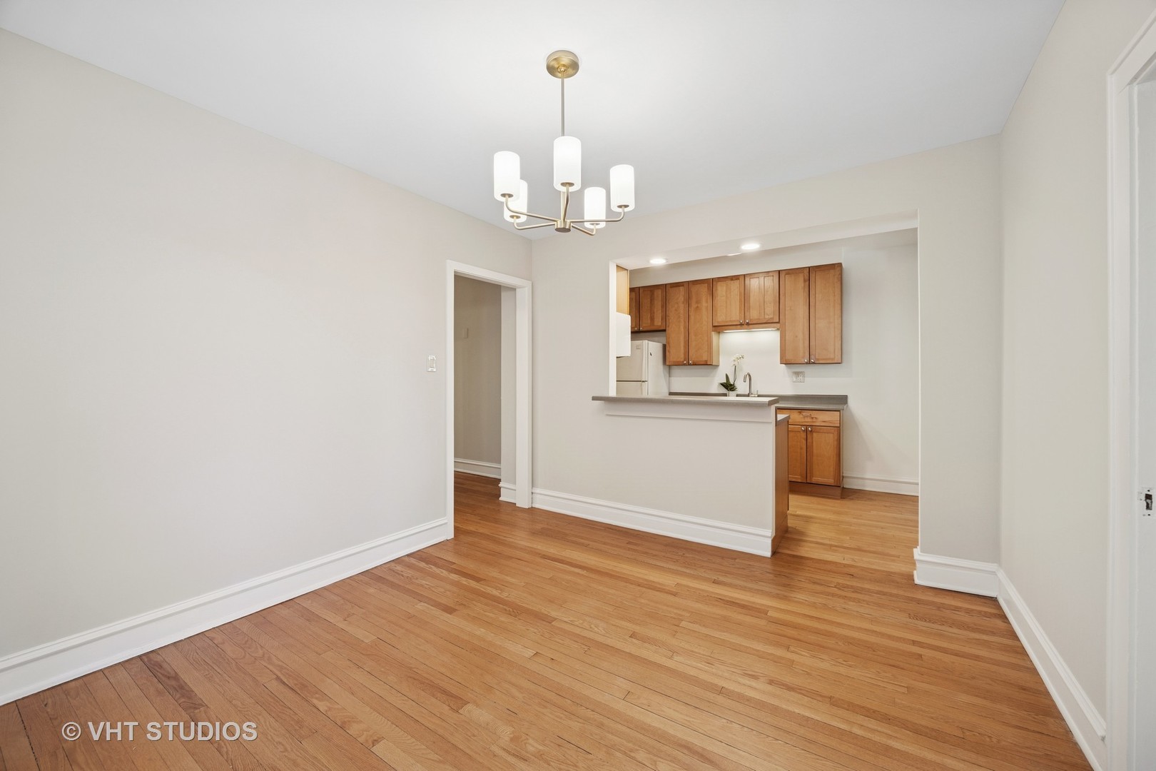 7348 Lake Street Unit: 3