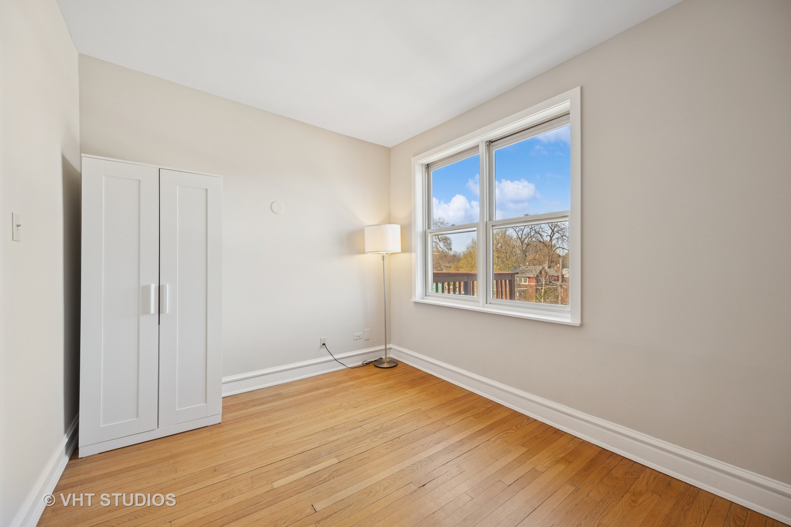7348 Lake Street Unit: 3