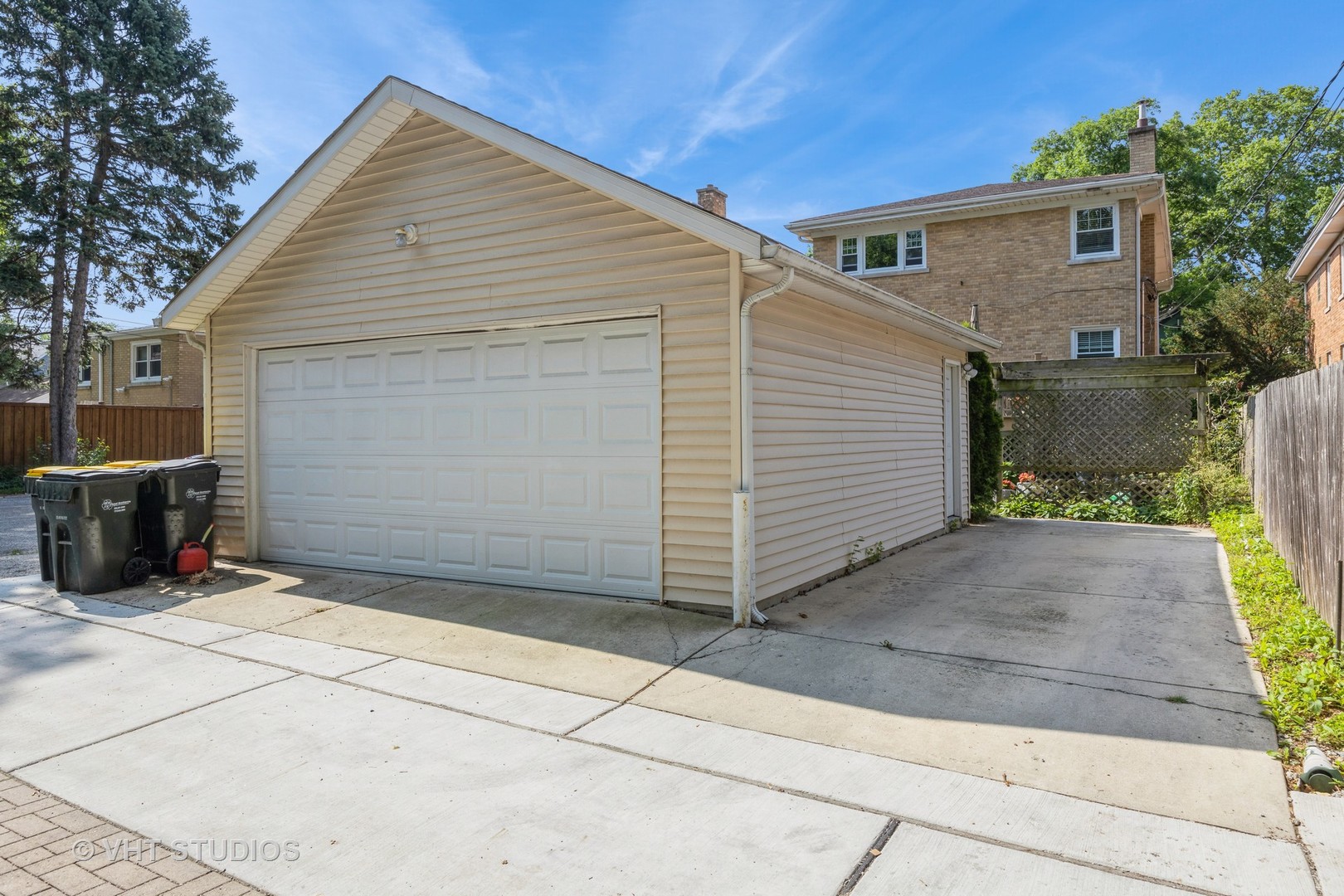 96 Forest Avenue Unit: 2