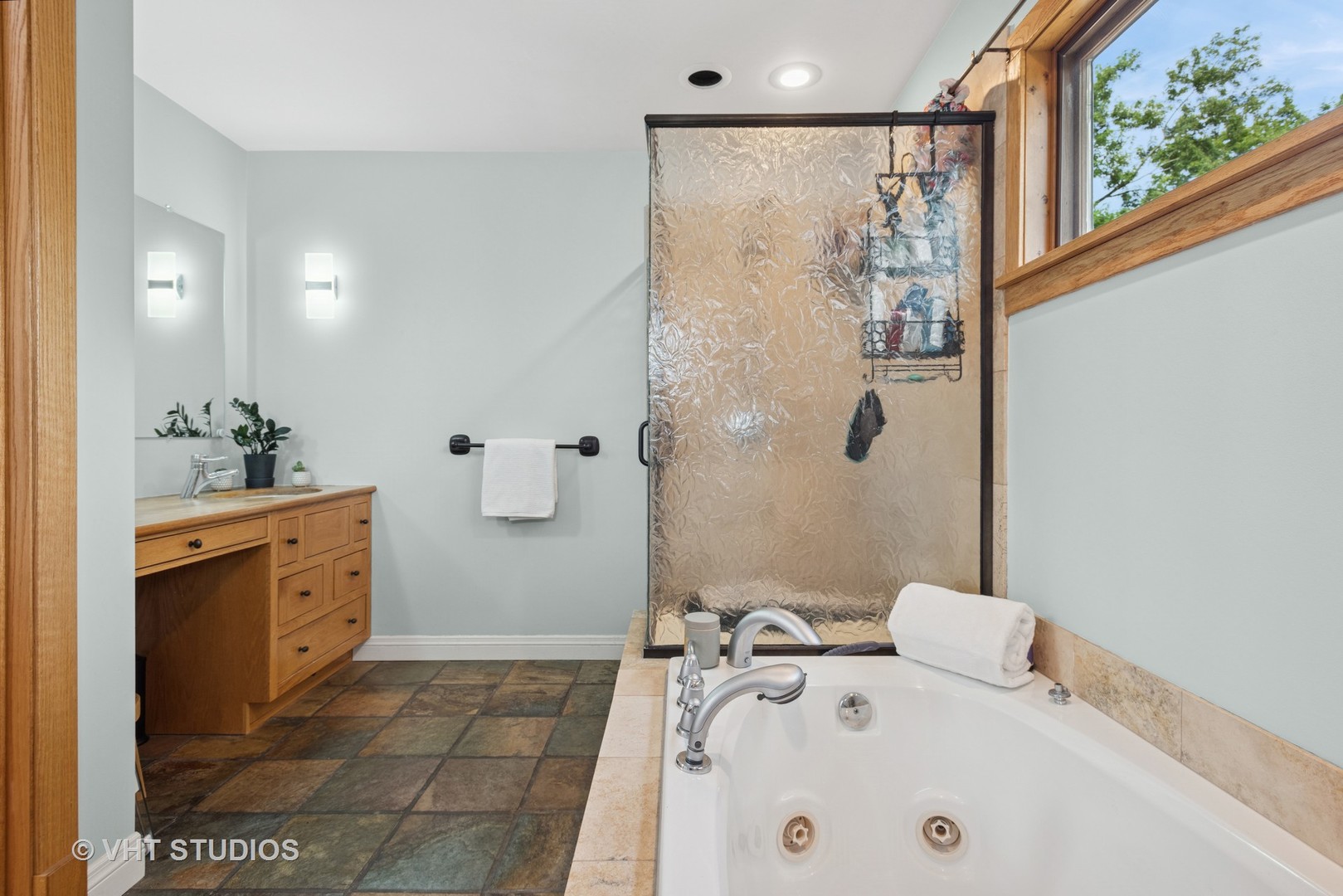 580 Selborne Road