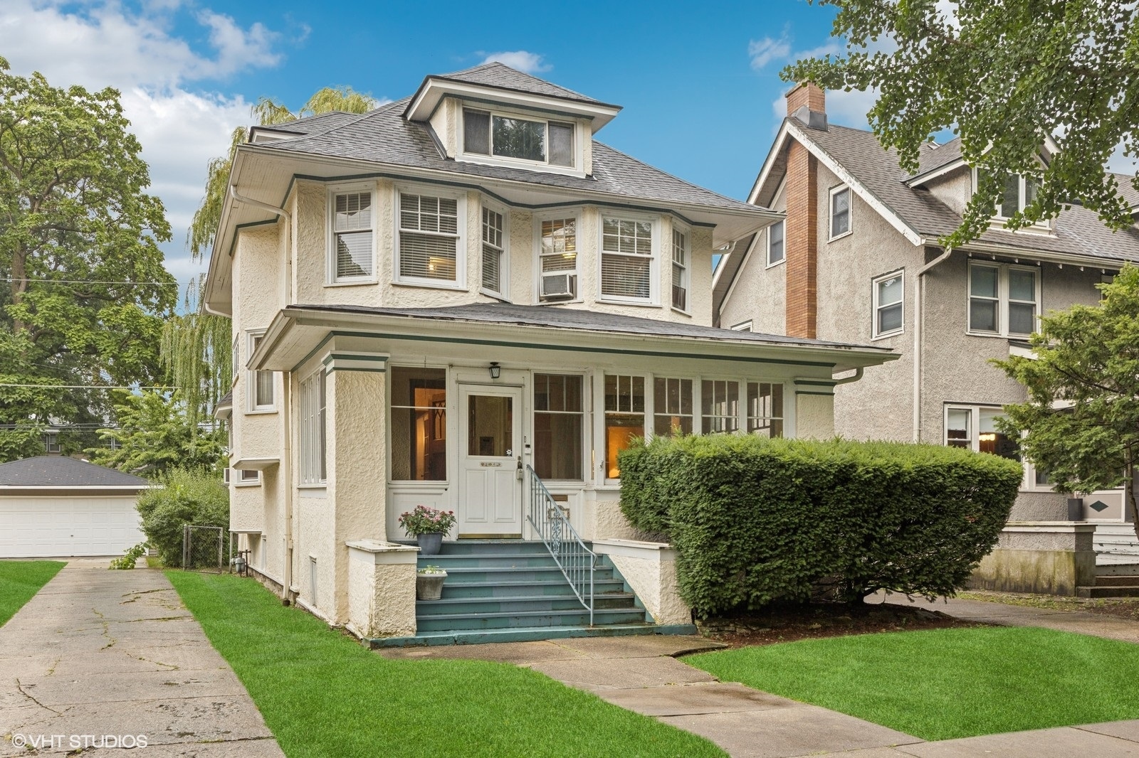 632 S Elmwood Avenue