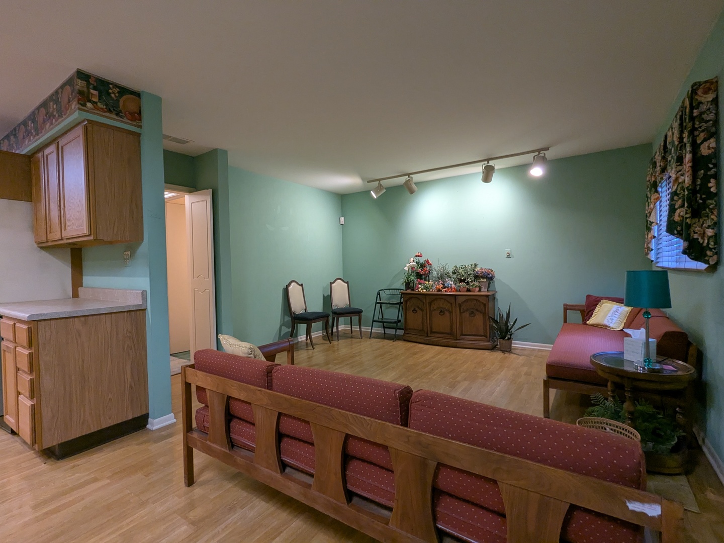 410 Ashland Avenue Unit: 1A