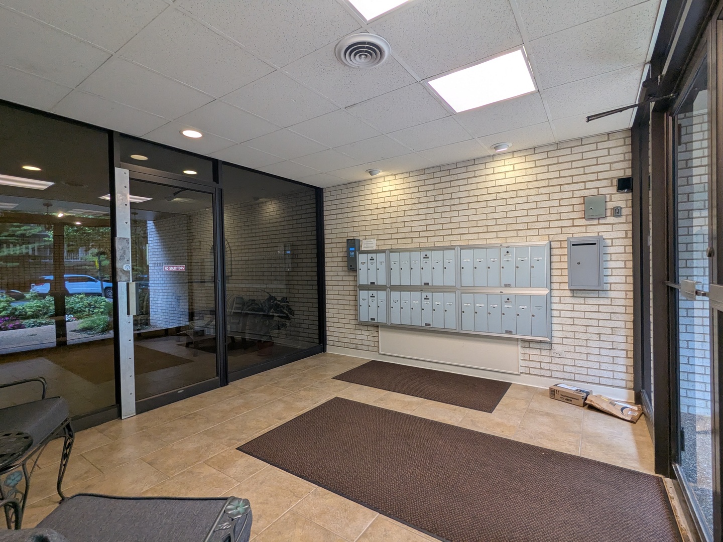 410 Ashland Avenue Unit: 1A