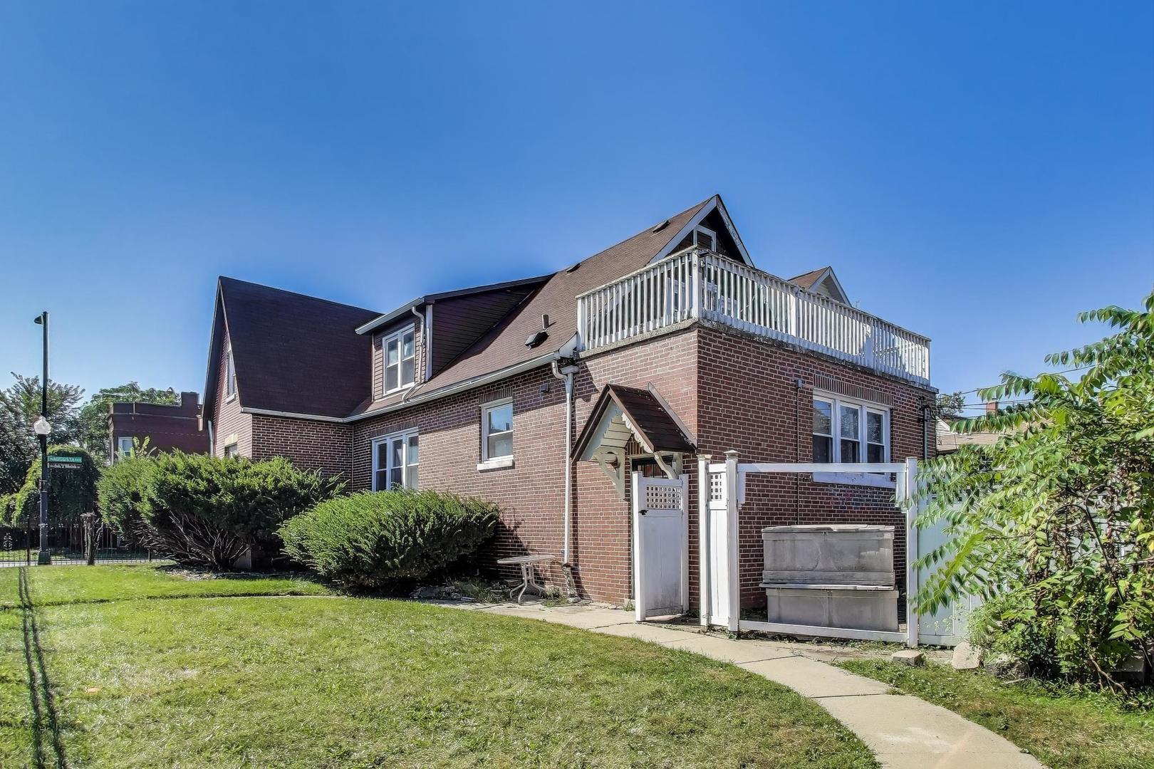 5636 W Augusta Boulevard