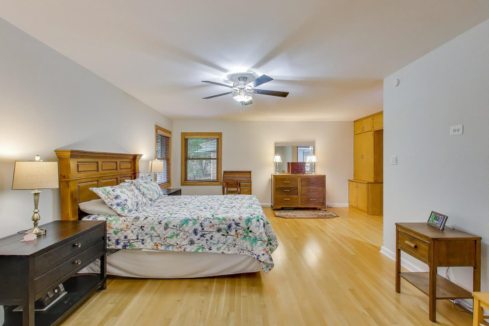 1845 N 78th Court