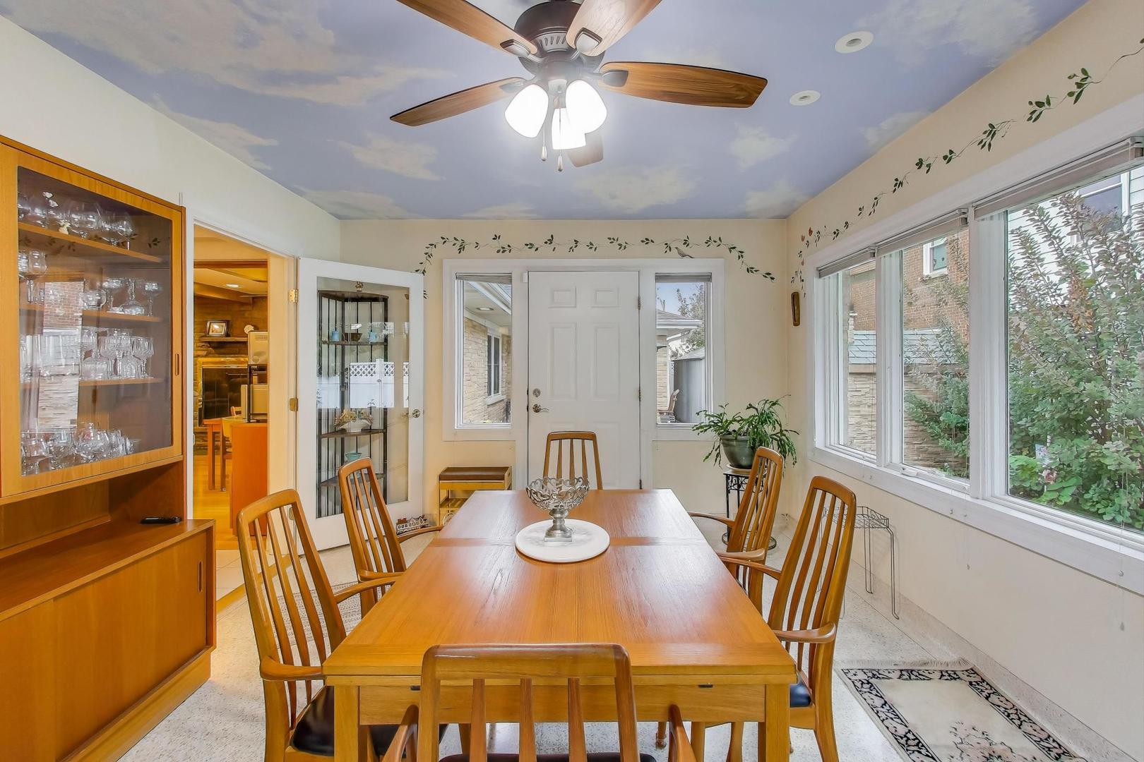 1845 N 78th Court