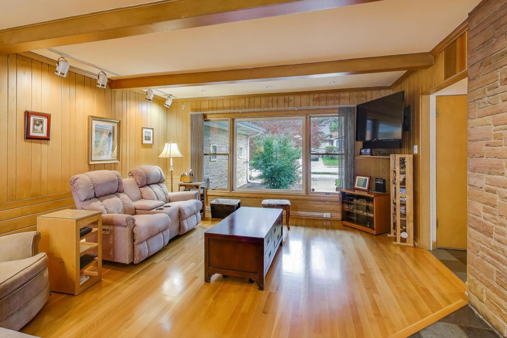 1845 N 78th Court