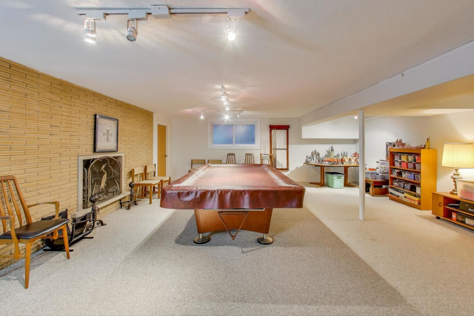 1845 N 78th Court