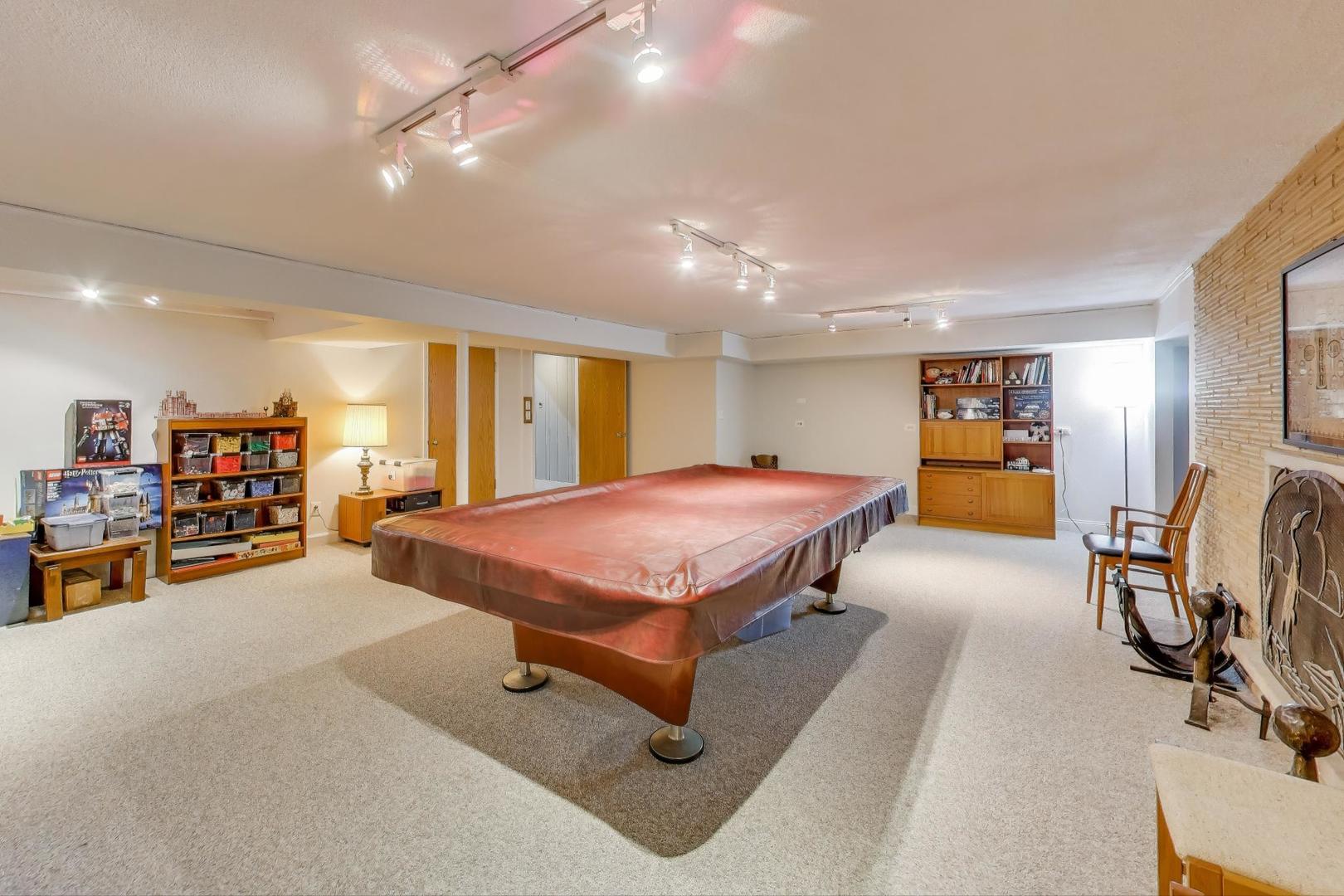 1845 N 78th Court