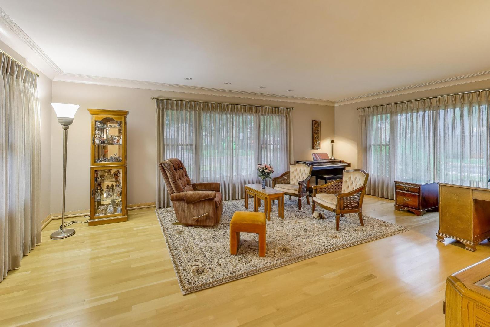 1845 N 78th Court
