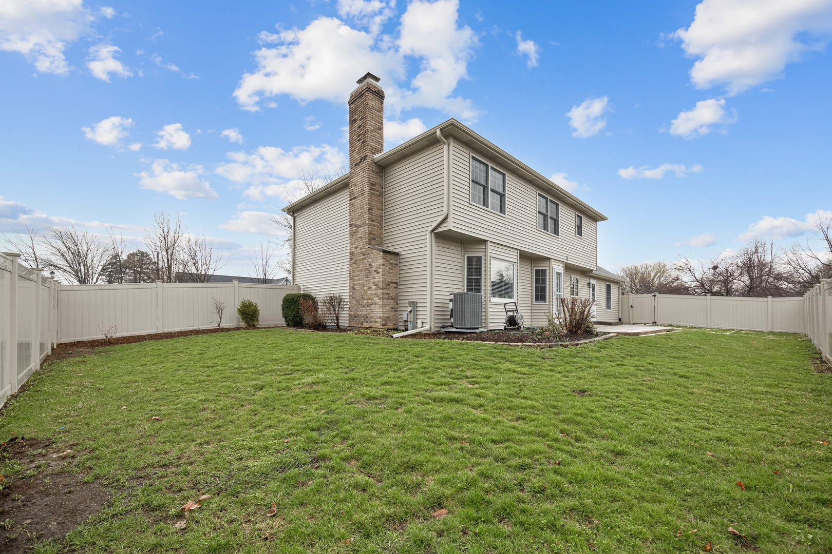 201 N Cambridge Drive