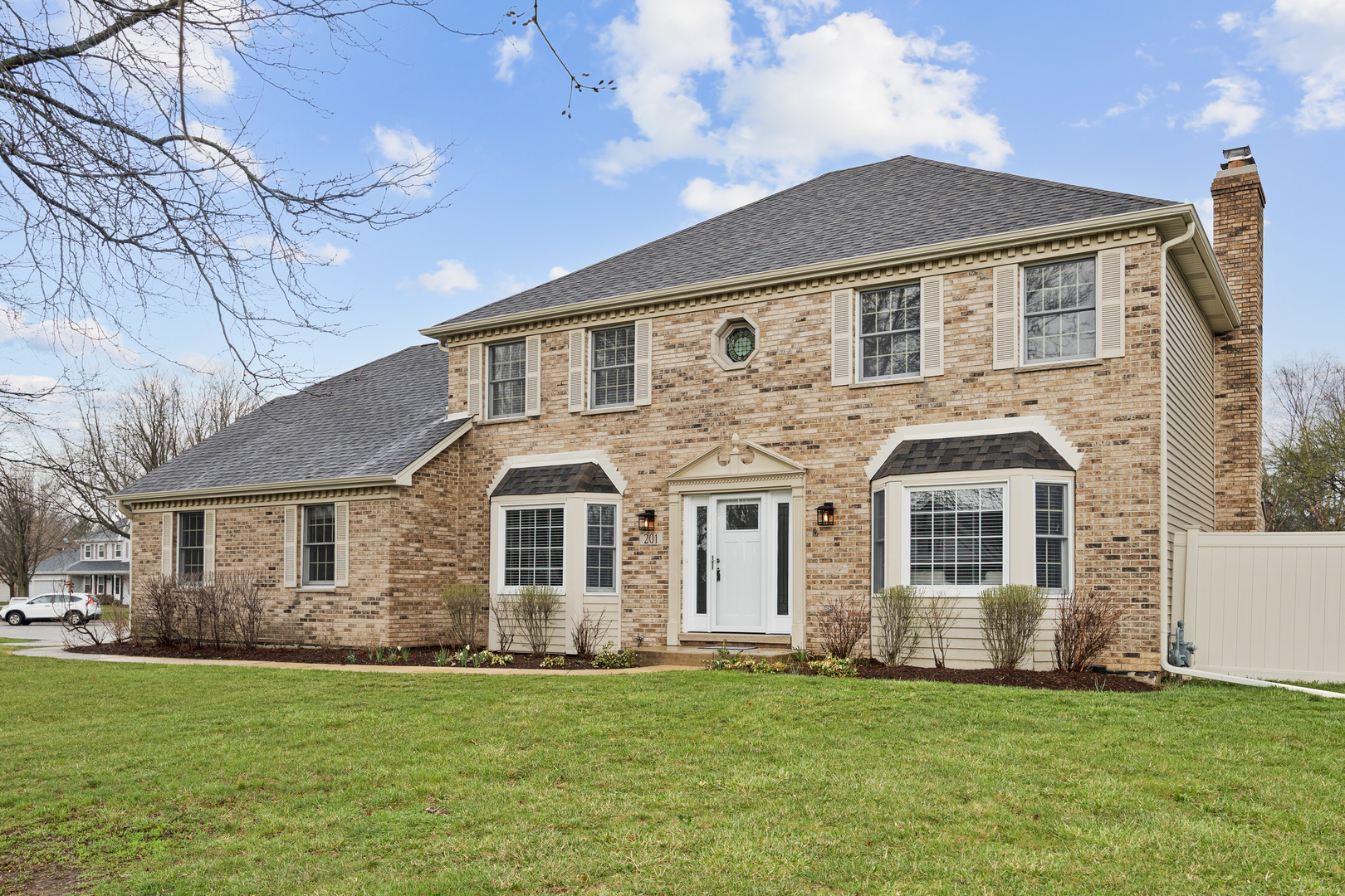 201 N Cambridge Drive