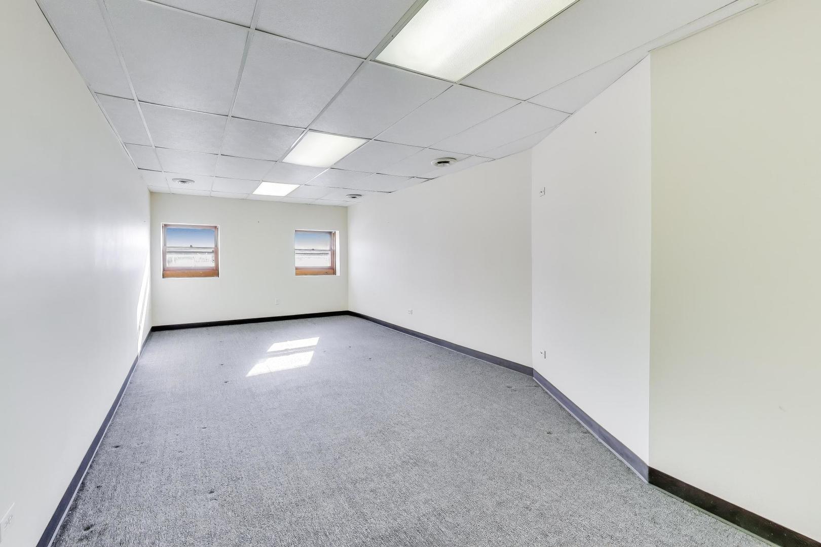 7401 Madison Street Unit: 4