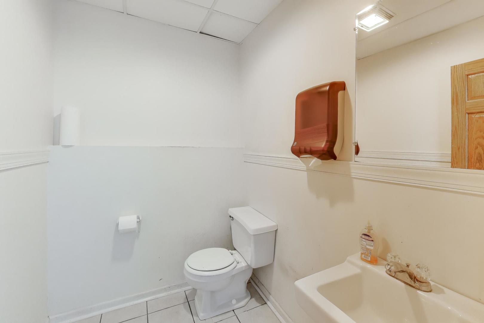 7401 Madison Street Unit: 4