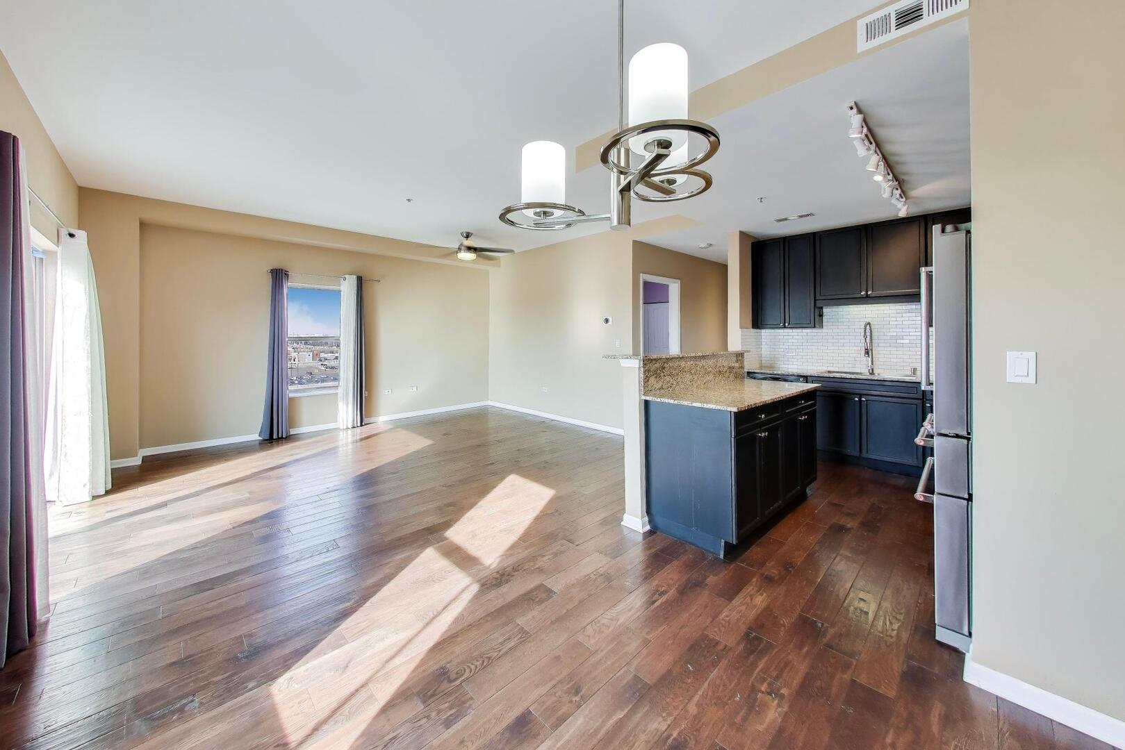 1650 Riverwoods Drive Unit: 706