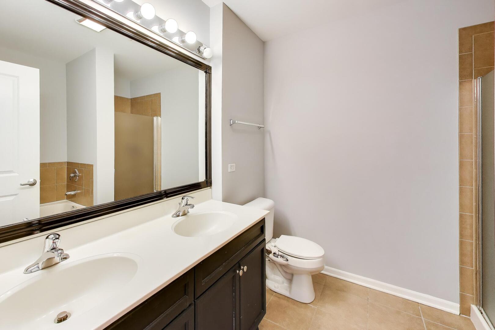 1650 Riverwoods Drive Unit: 706