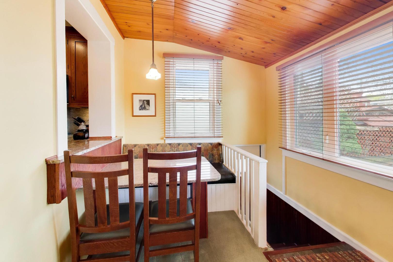 1812 N Nordica Avenue