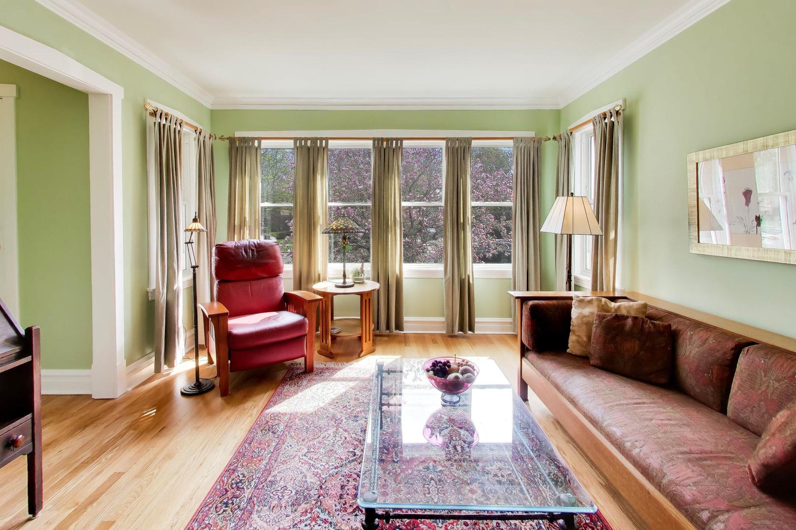 1812 N Nordica Avenue