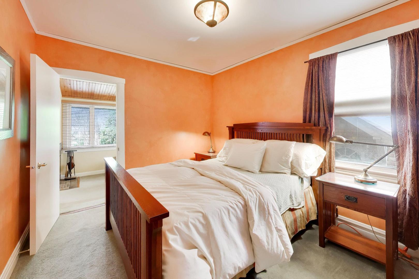 1812 N Nordica Avenue