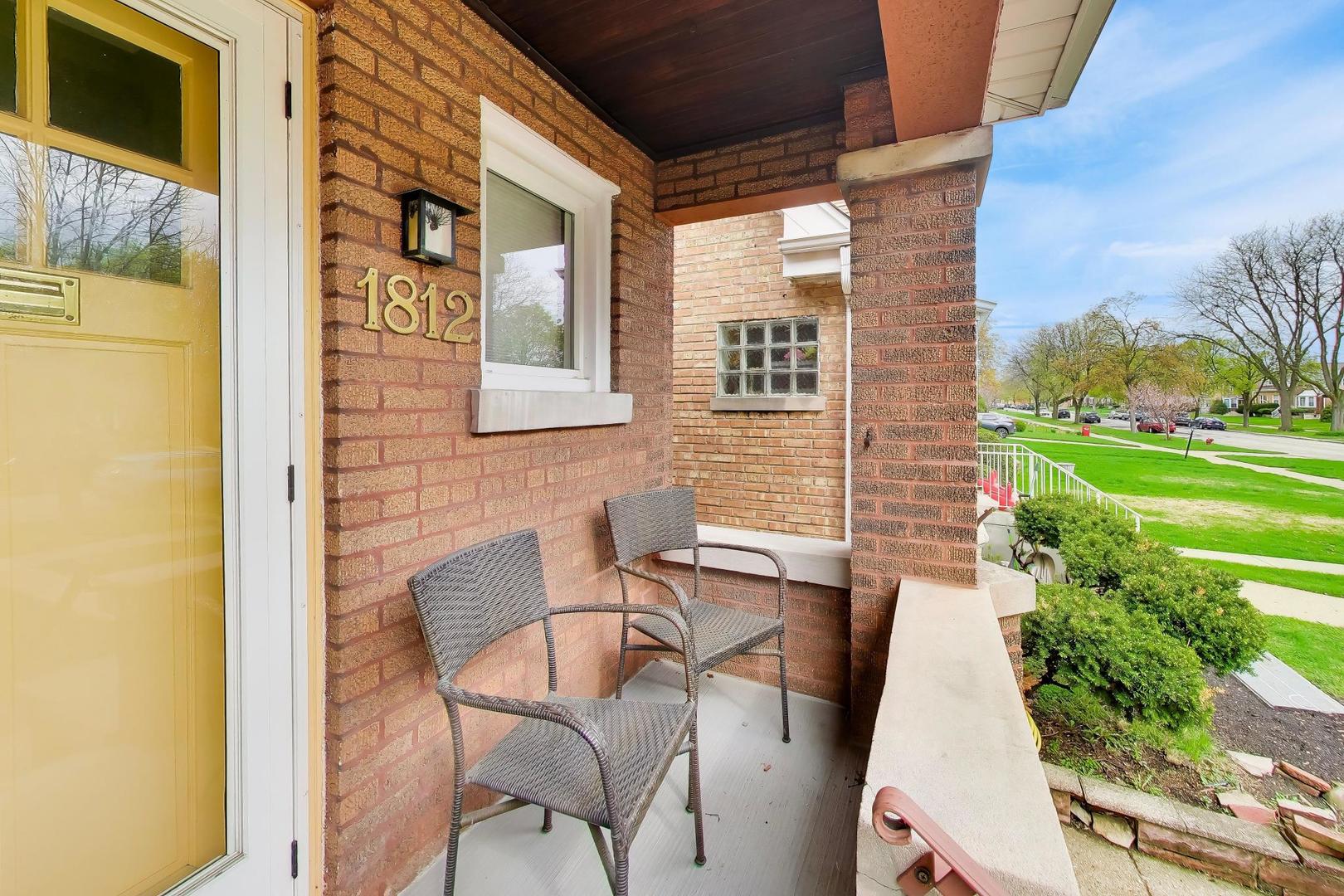 1812 N Nordica Avenue