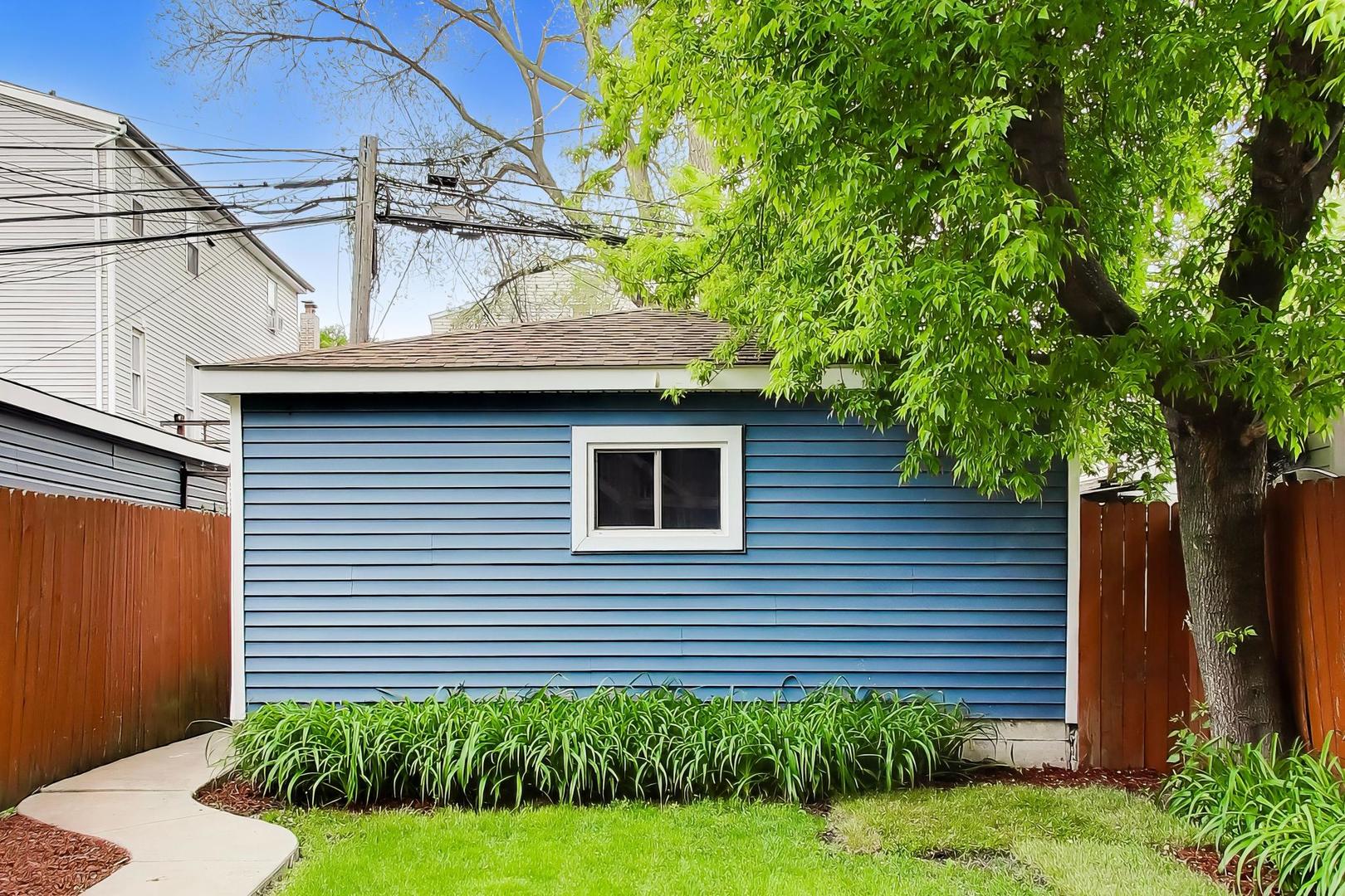 3526 W McLean Avenue