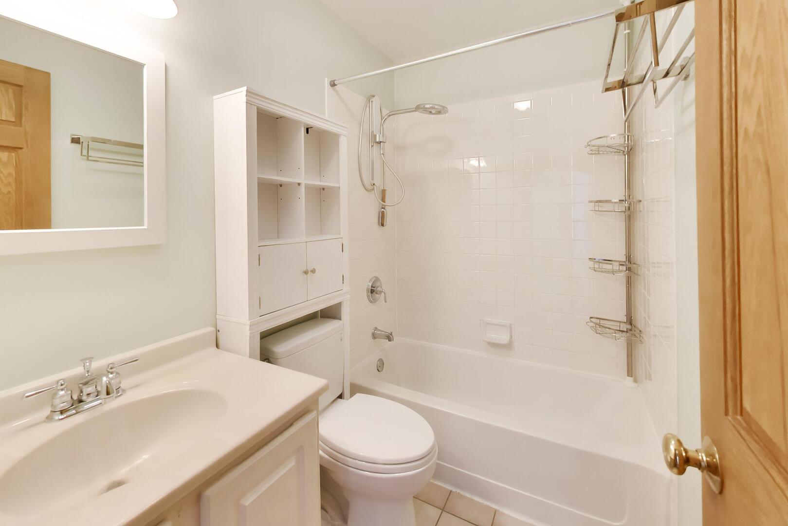 617 South Boulevard Unit: H