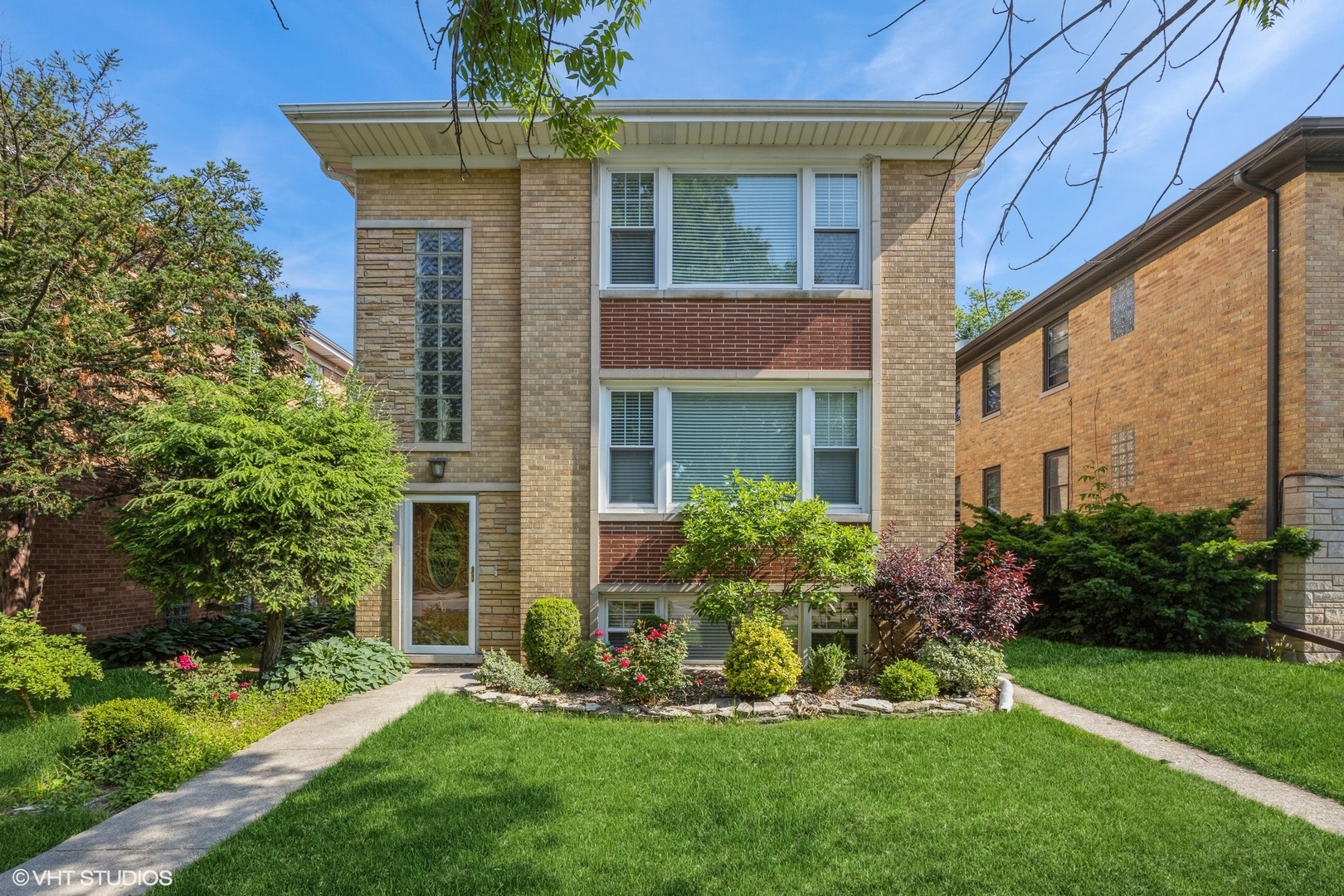 96 Forest Avenue Unit: 2
