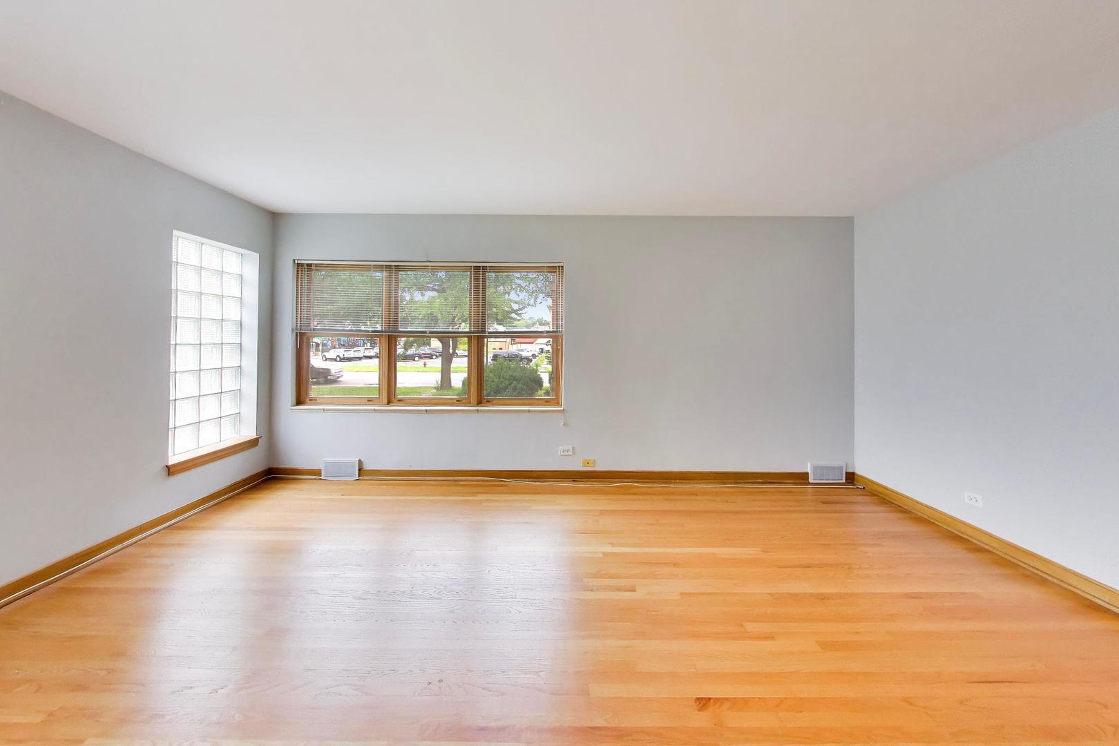 3024 Harlem Avenue Unit: 2