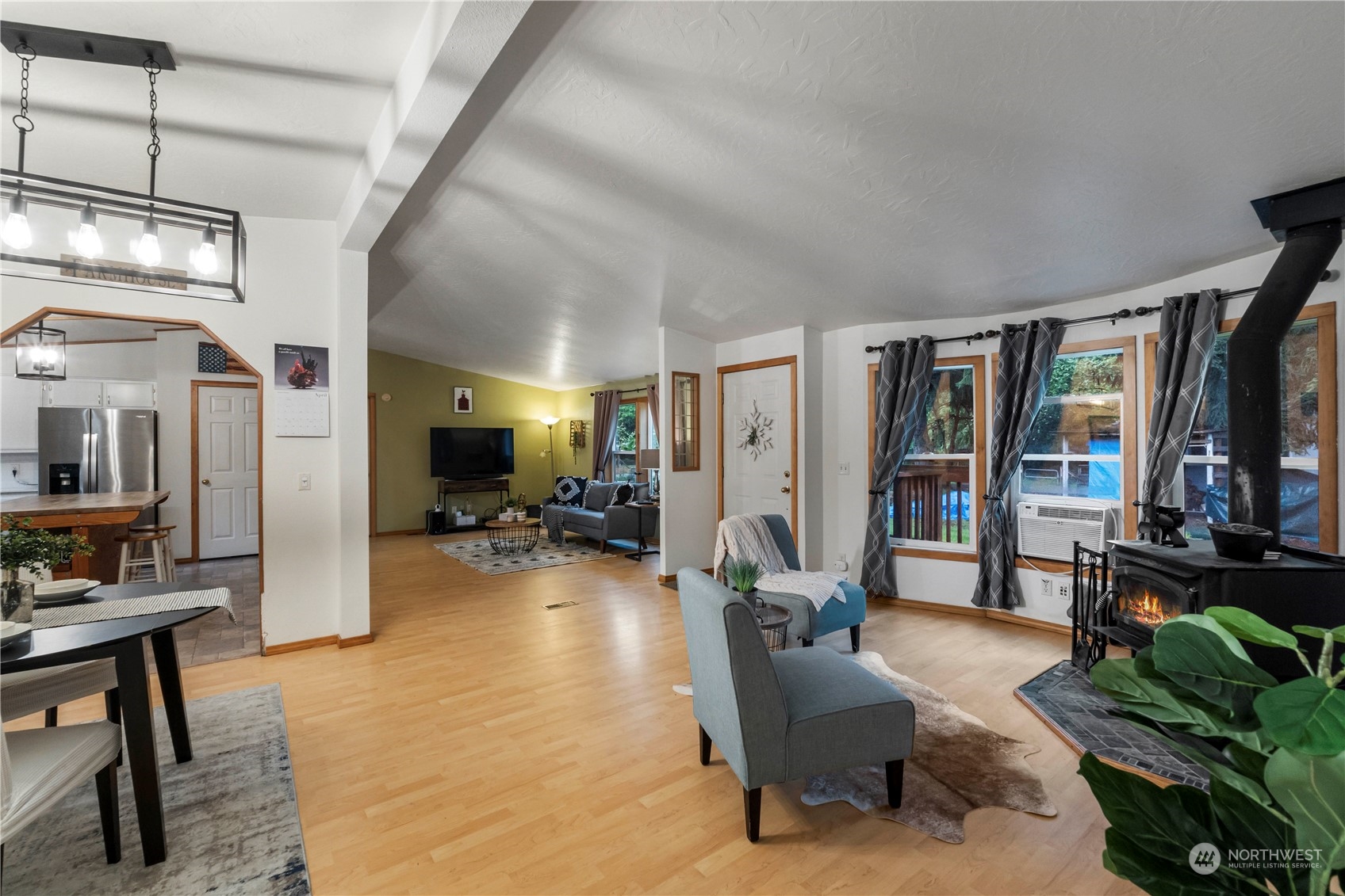 18711 220th Avenue E
