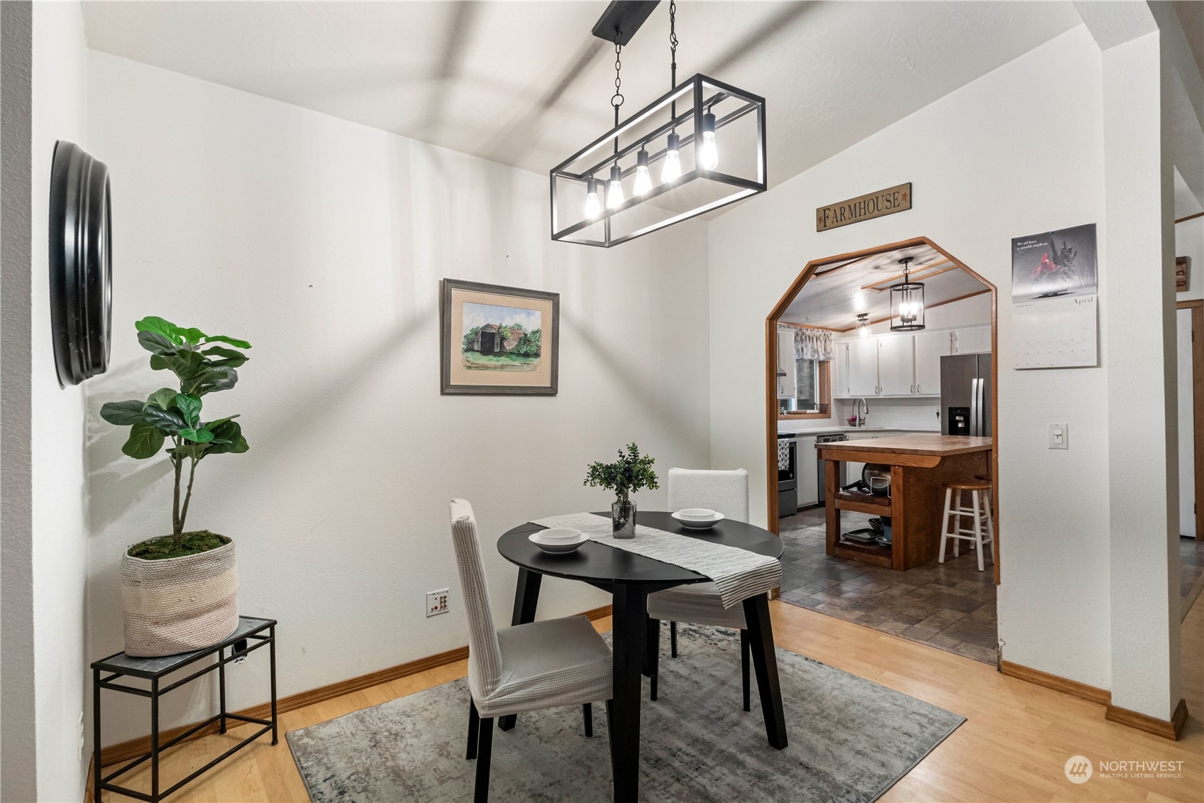 18711 220th Avenue E