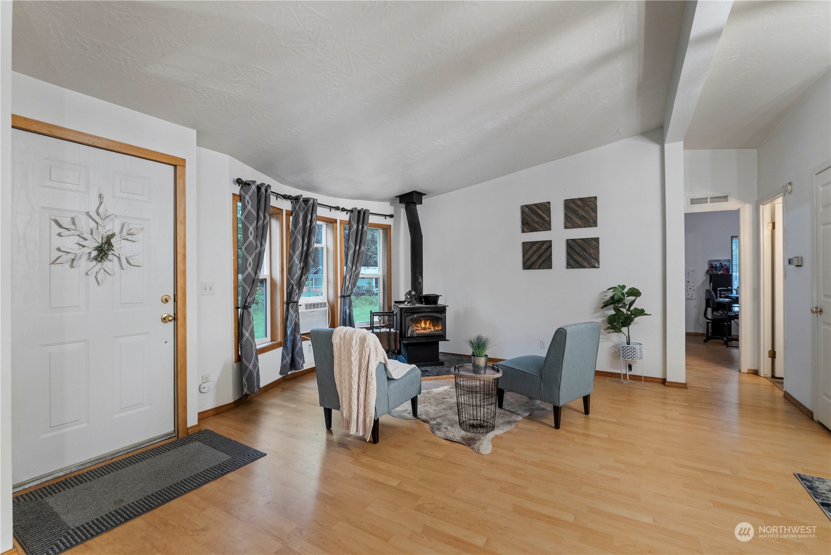 18711 220th Avenue E