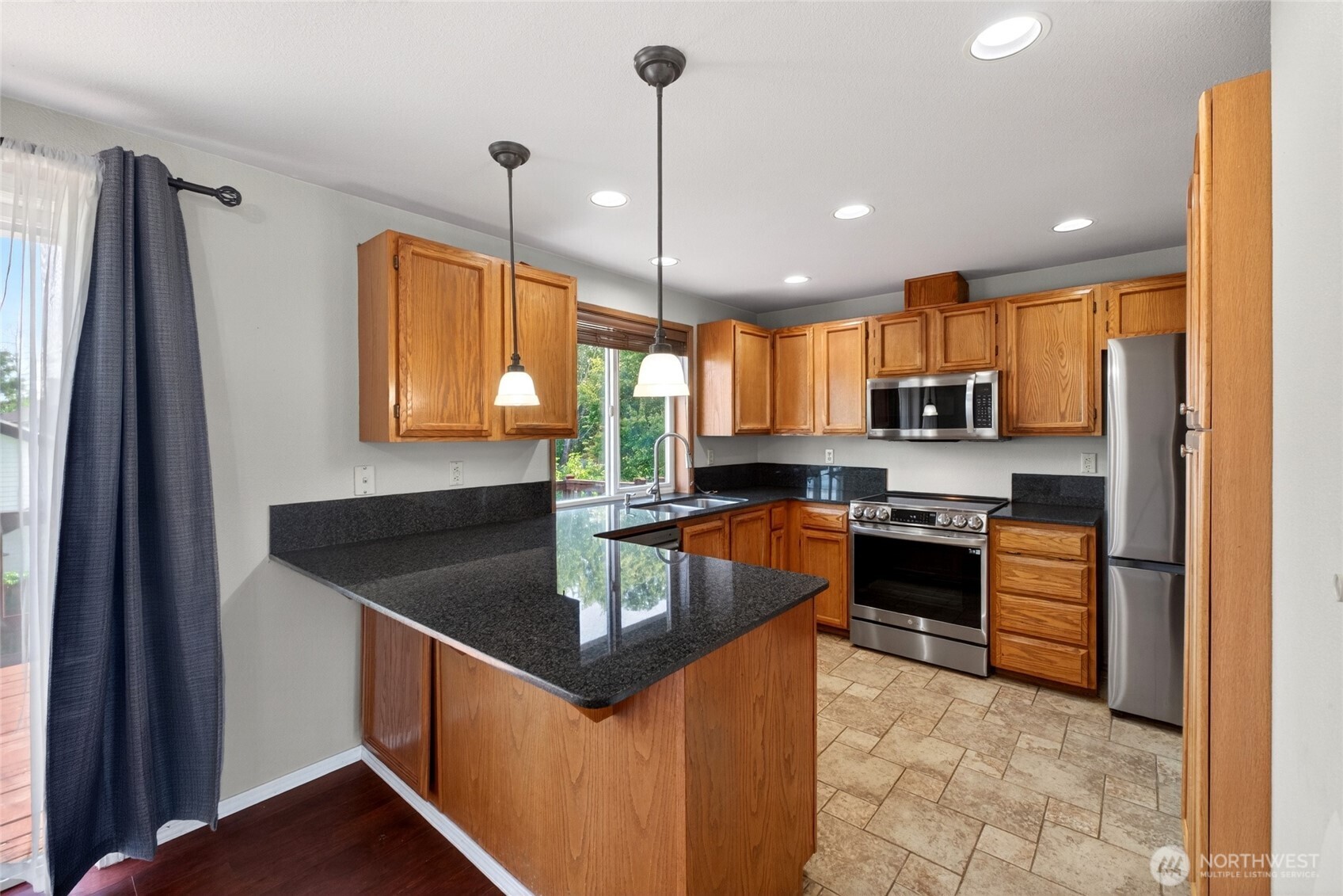 7106 190th Street Ct E