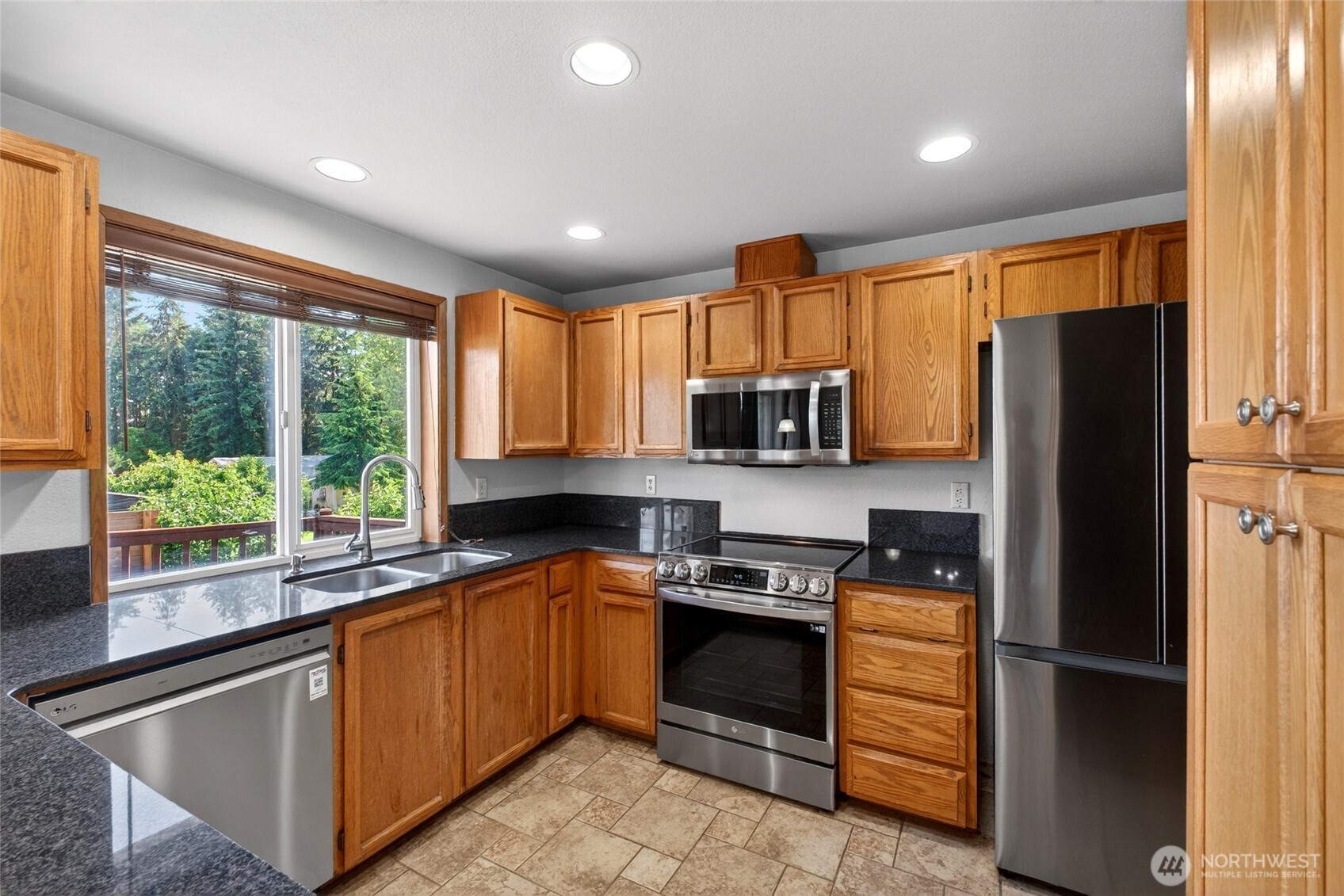 7106 190th Street Ct E
