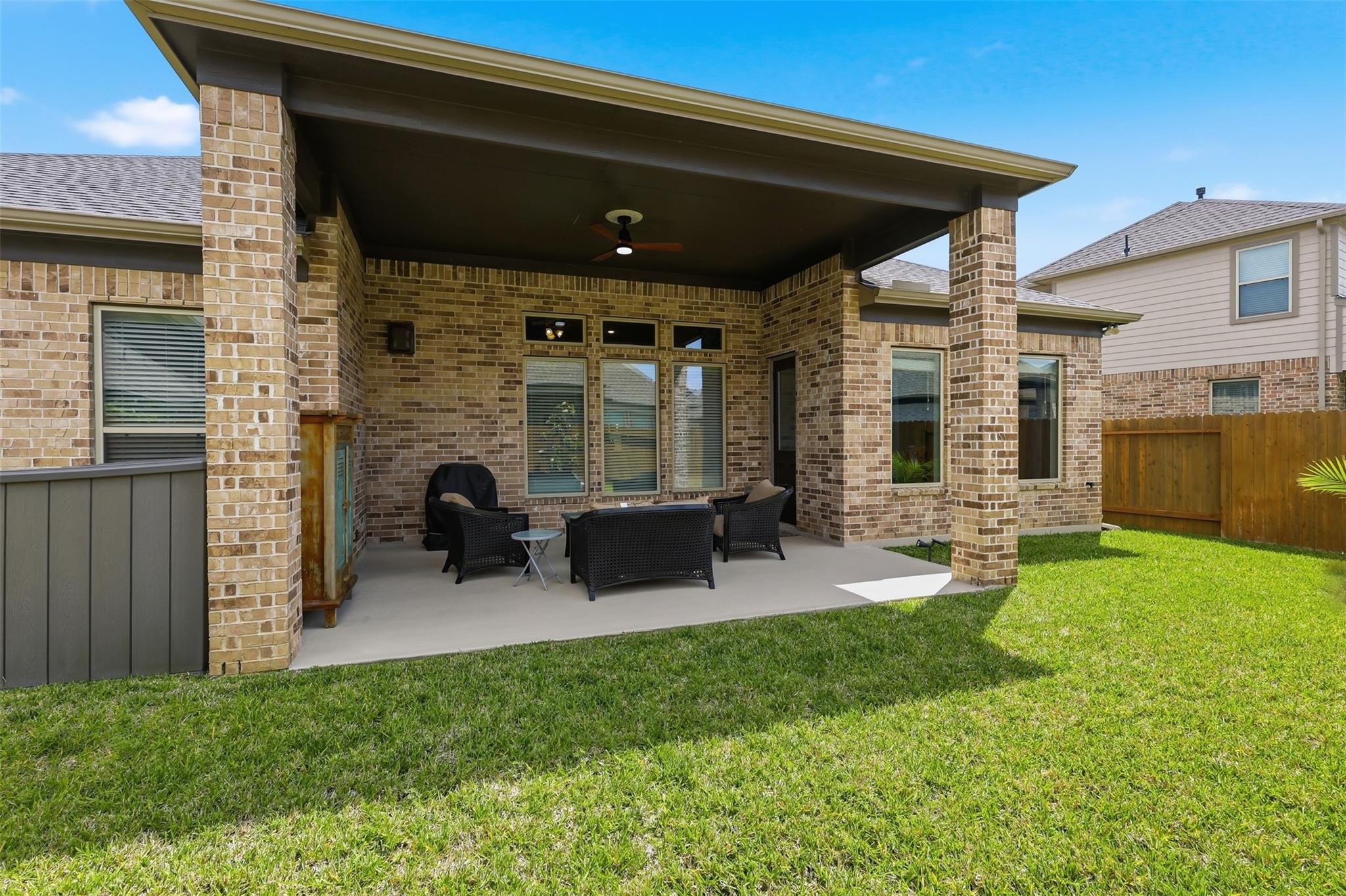 209 Bright Bluff Circle