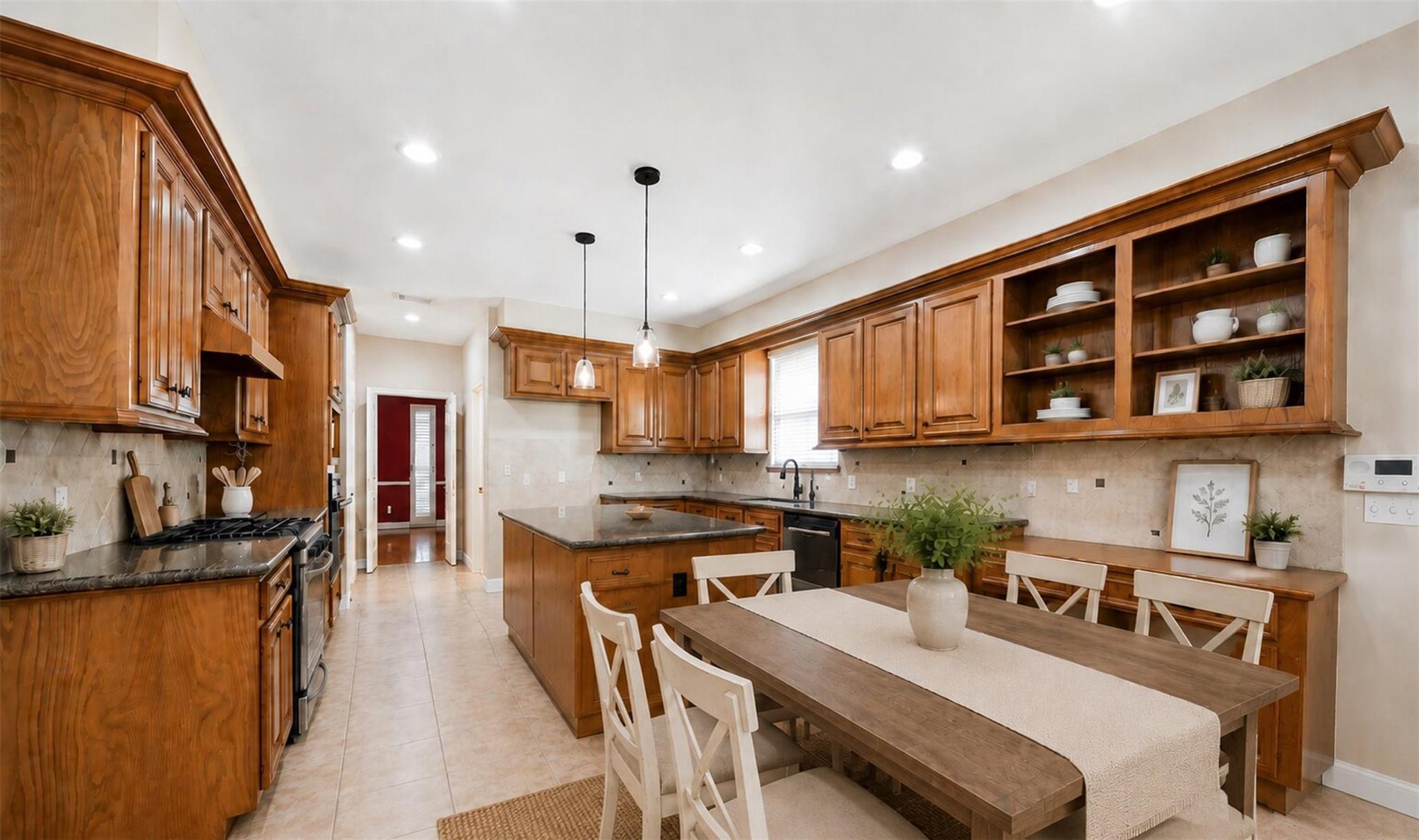 10411 Hondo Hill Road