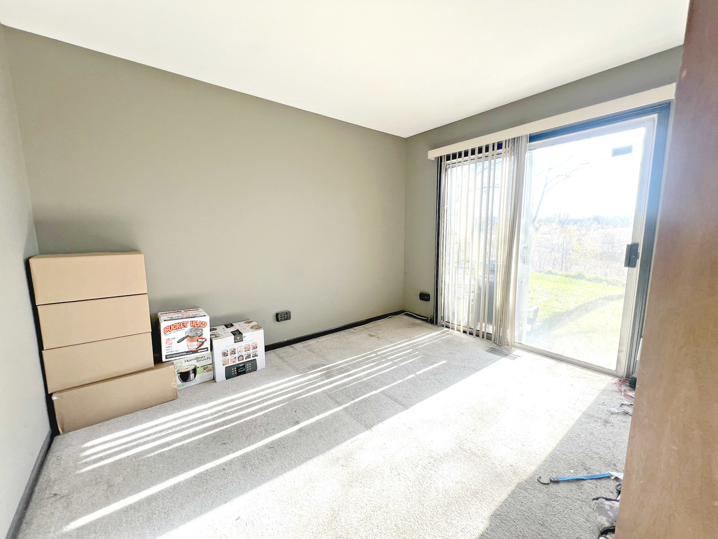 323 NEWBURY Drive Unit: 323